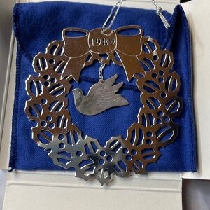 Avon (1989) Vintage Collectible “Peace” Dove Silverplate Ornament